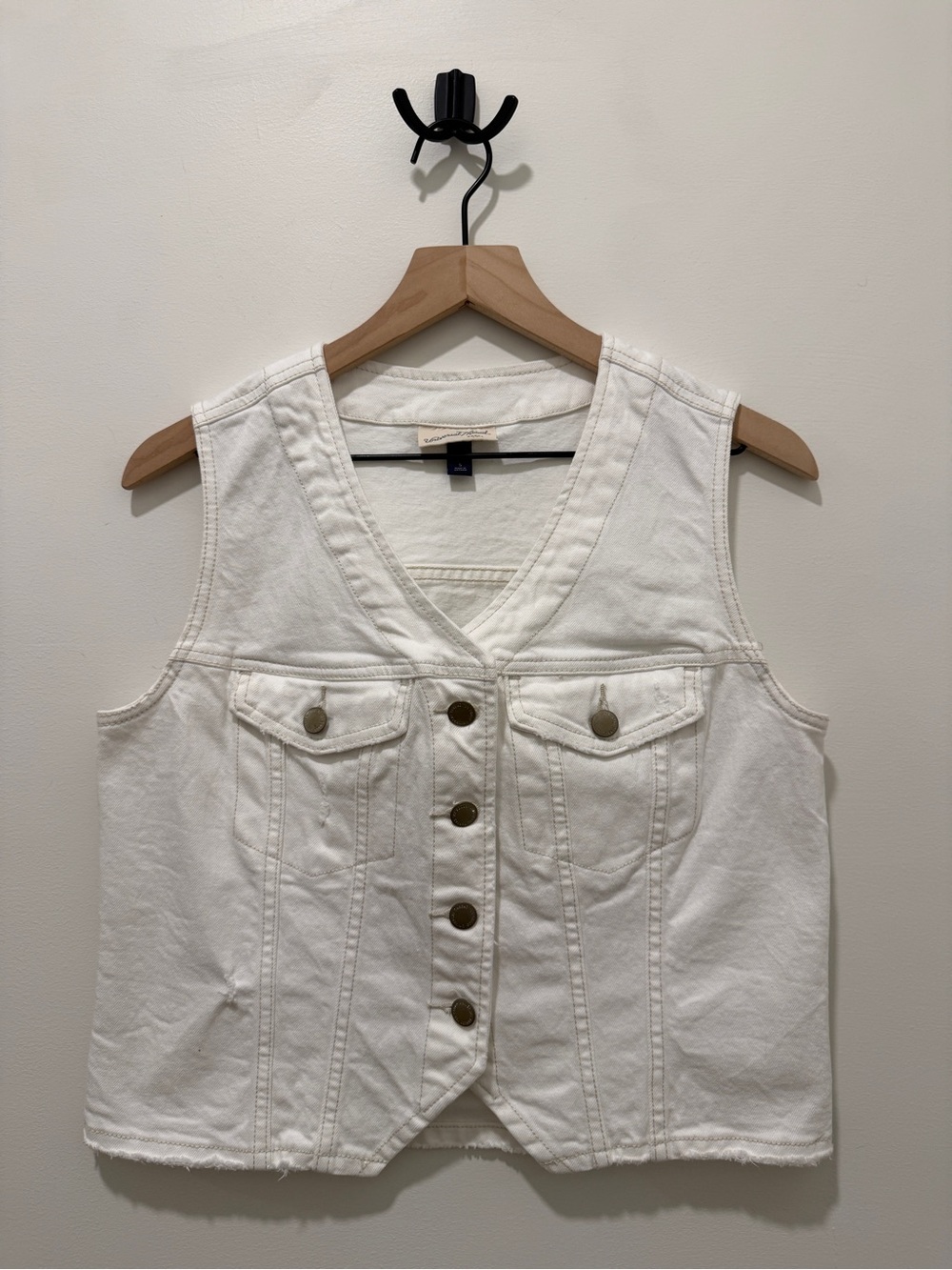 Universal Thread White Denim Vest